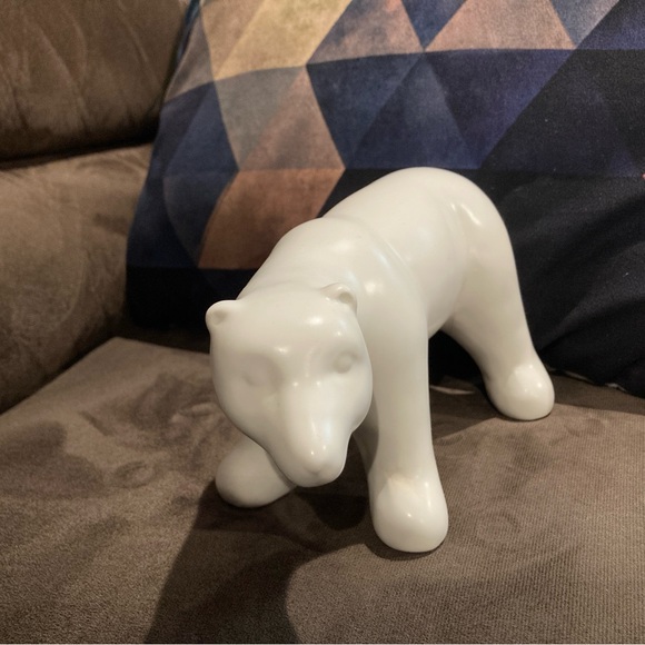 White Ceramic Polar Bear Figurine - Picture 3 of 3